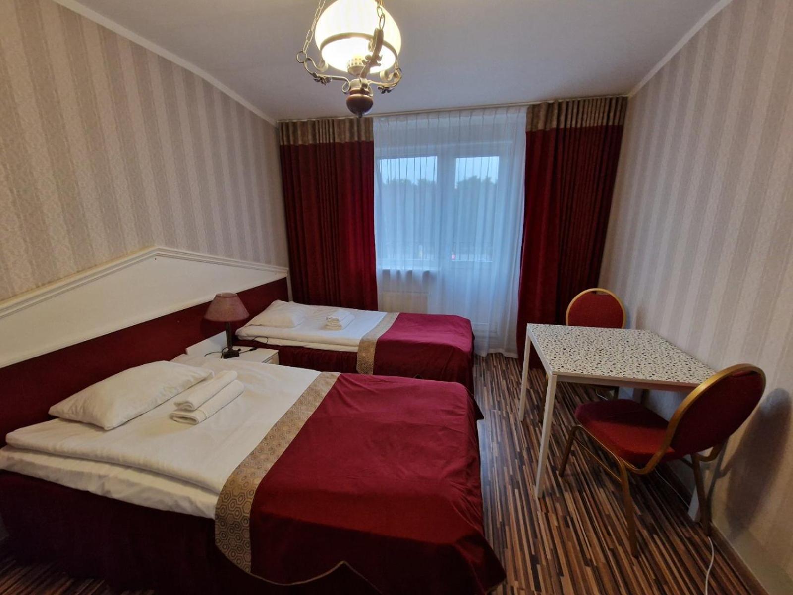 Ecoland Hotel Tallinn Bagian luar foto